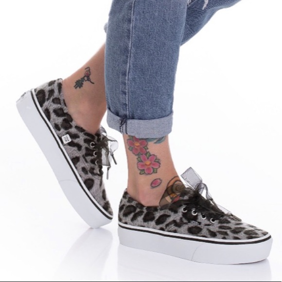 vans fuzzy snow leopard